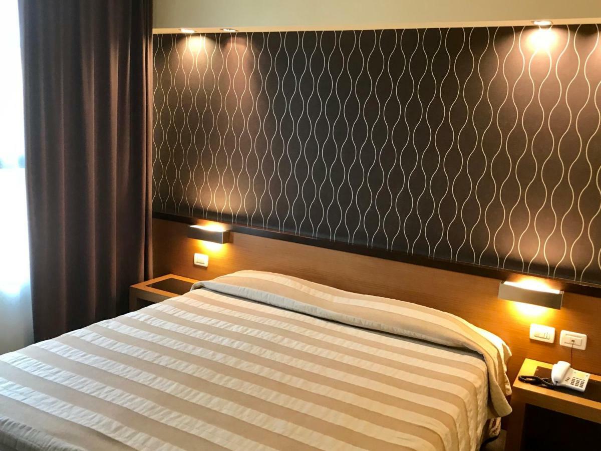 Hc3 Hotel Μπολόνια Εξωτερικό φωτογραφία